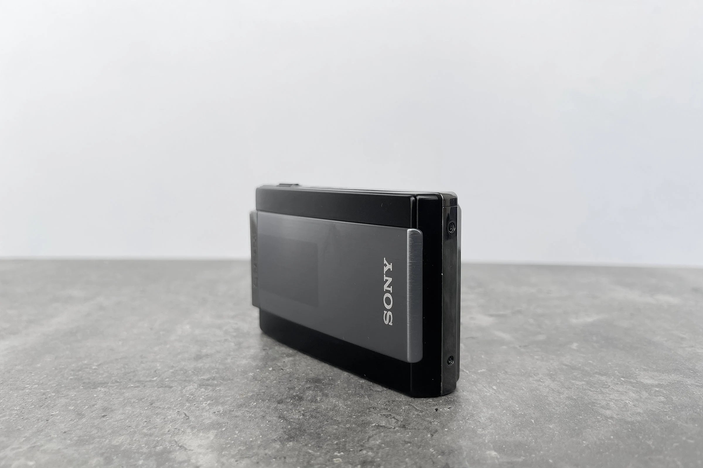 Vintage Sony DSC-T300 Digital Camera - Black Cyber-Shot