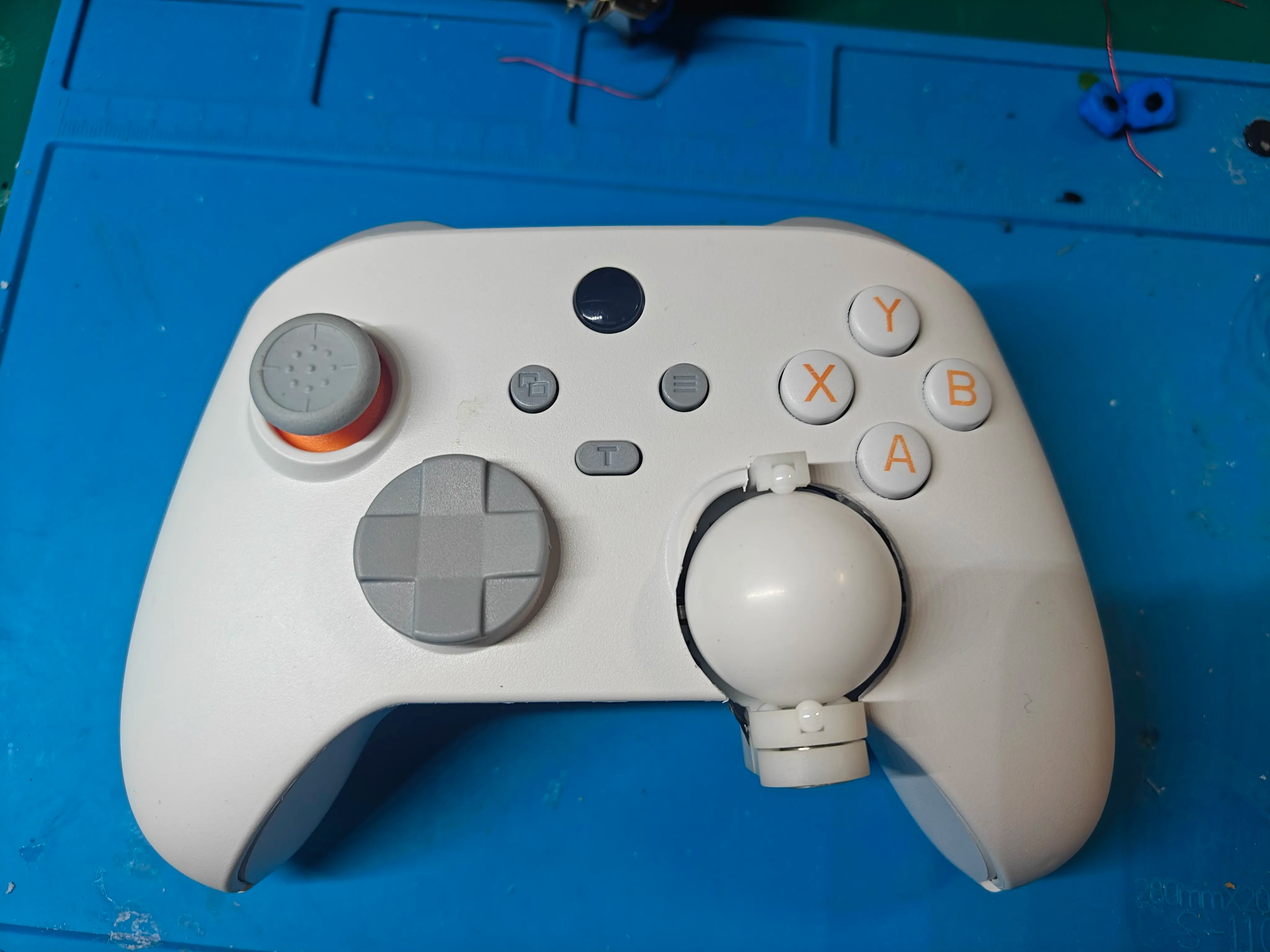 Wired Trackball Mouse Gamepad with Gyroscope, DIY Controller for Mobile/Pc FPS Games, Programmable for Game Mapping