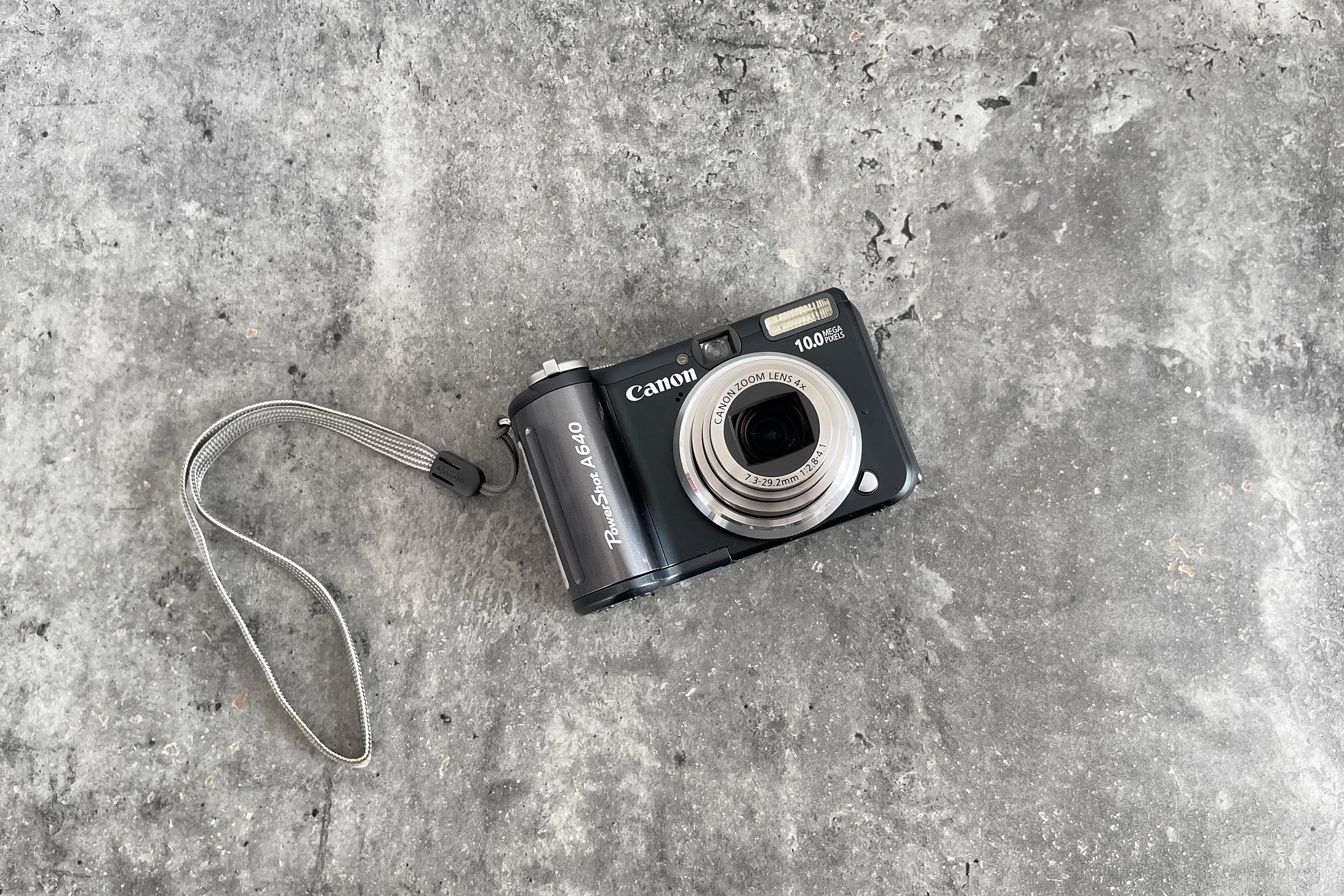 Canon Powershot A640: 10.0 MP Compact Digital Camera